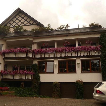 Hotel "Woiler Hof" Garni Еслое Екстер'єр фото